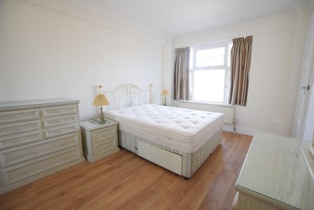 Northways, College Crescent, London NW3 - Photo 3