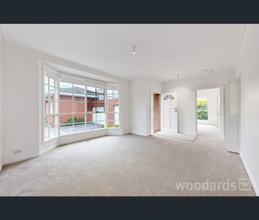 2/54 Riverview Terrace, Bulleen, Vic 3105 - Photo 5