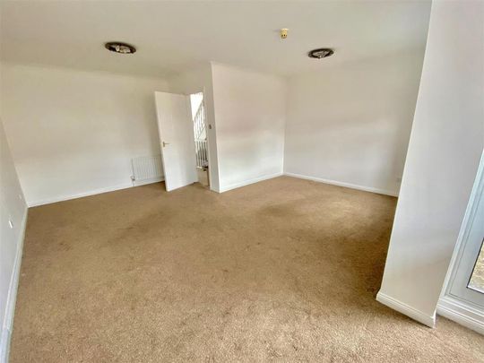 3 bedroom townhouse to rent - Photo 1