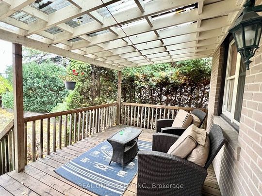 For Lease - 6 Fairhill Crescent, Toronto, Ontario - Photo 1