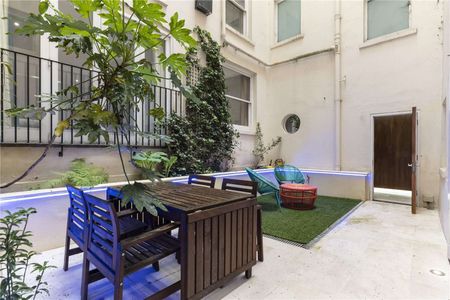 Spacious lateral apartment opposite Hyde Park - Photo 2