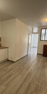 Location Appartement 2 pièces 43m² GRANVILLE 50400 - Photo 3