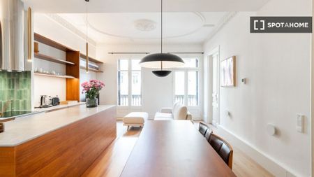 3 room luxury Apartment for rent in Barcelona, Catalonia - Photo 5