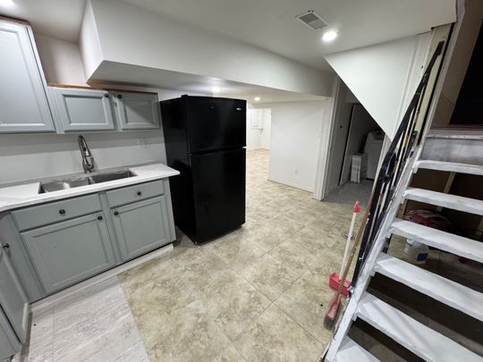 For Lease - 1395 Dougall Avenue Unit# Bsmnt, Windsor, Ontario - Photo 1