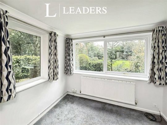 2 bedroom apartment to rent Richmond Park Road, Bournemouth, Dorset, BH8 - Photo 1