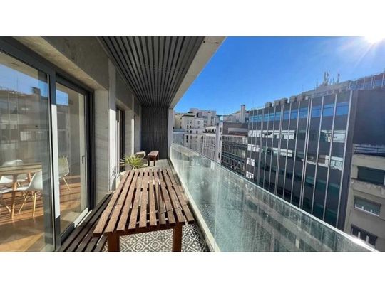 2 room luxury Duplex for rent in Santo António, Lisbon - Photo 1