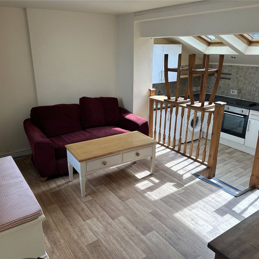 Student Properties to Let - Photo 1