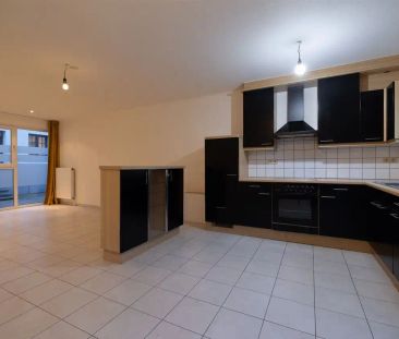 Stadswoning met vier slpk, garage te midden van centrum - Photo 5