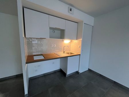 Location Appartement 2 pièces 45m² ST JORY 31790 - Photo 4