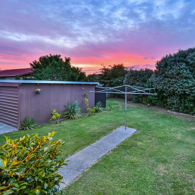 Brick and tile beauty! - Photo 1