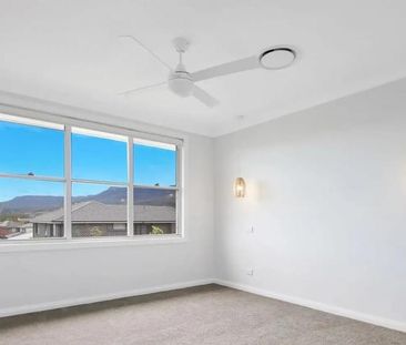 Stylish 4-bedroom family home! - Photo 4