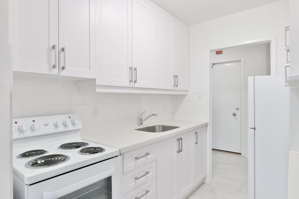 1 Bedroom + Balcony (31) - Photo 1