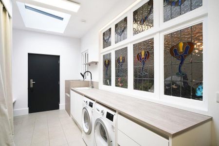5 bedroom detached house to rent - Photo 5