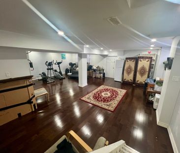 For Lease - 1024 Ogden Avenue, Mississauga, Ontario - Photo 4