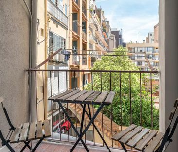 Carrer dAragó, Barcelona, Catalonia 08011 - Photo 1