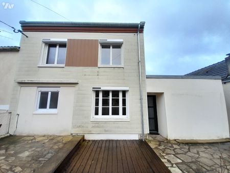 POITIERS, Quartier Montmidi, maison de type t3 bis, bien entretenue - Photo 3