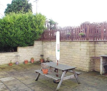 2 bedroom detached bungalow to rent - Photo 4