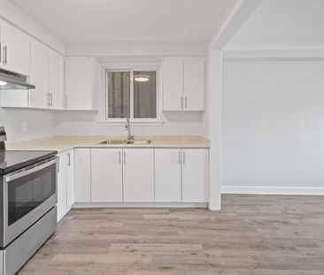For Lease - 46 Albert Avenue Unit# 1, Toronto, Ontario - Photo 3