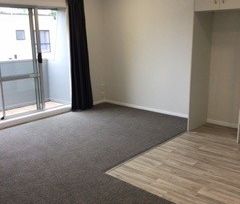 Freshly Renovated One Bedroom Flat in Central Avenues Location - Av... - Photo 5