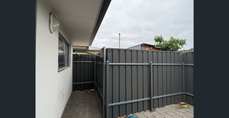 2 BEDROOM UNIT IN THE HEART OF TORRENSVILLE - Photo 5