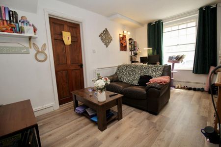 1 bedroom flat to rent - Photo 2