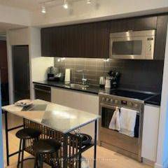 Toronot Fully furnished 1+1 Bed Condo for rent - Photo 2