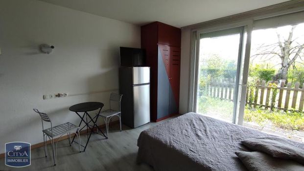 Location Appartement 1 pièce 19m² CHASSENEUIL DU POITOU 86360 - Photo 1