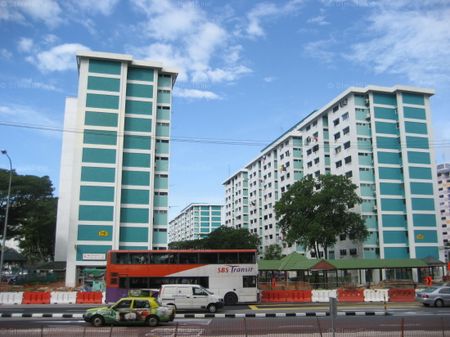 Blk 110 Fengshan Estate (Bedok), HDB 3 Rooms - For Rent - Photo 4