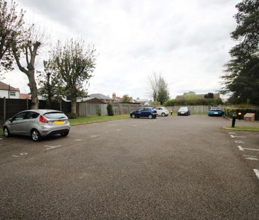 2 bedroom flat to rent - Photo 4