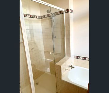 2 Wentworth Av, Canterbury, Vic 3126 - Photo 4