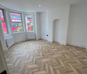 4 Bed Detached House, Northcote Road, CR0 - Photo 5