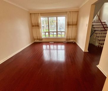 For Lease - 41 Daleside Crescent, Toronto, Ontario - Photo 1