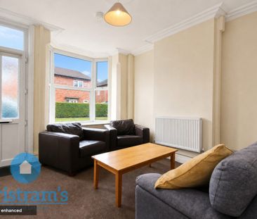 3 bed Mid Terraced House for Rent - Photo 2
