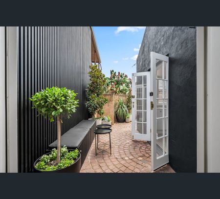 1/31 West Pallant Street, North Adelaide, SA 5006 - Photo 2