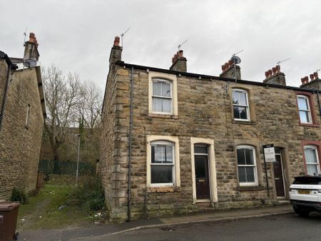 2 bedroom terraced house to rent - Photo 3