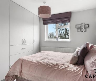 3 bedroom end of terrace house to rent - Photo 3