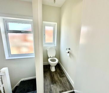 3 bedroom end of terrace house to rent - Photo 6