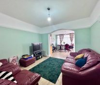 3 bed Semi-Detached House for Rent - Photo 1