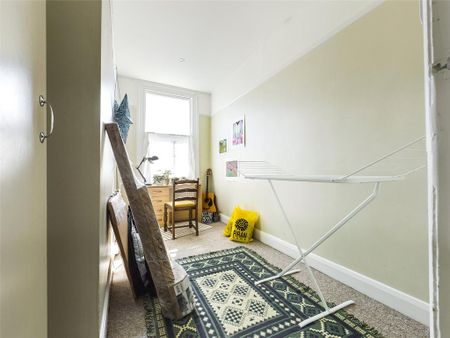 4 bedroom apartment to rent - Photo 5