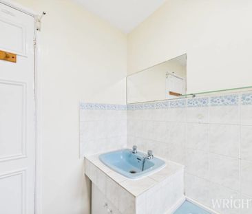 2 bedroom Flat - Deanscroft, Knebworth - Photo 6