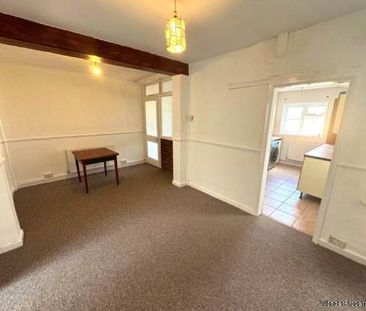 4 bedroom property to rent in Reading - Photo 1