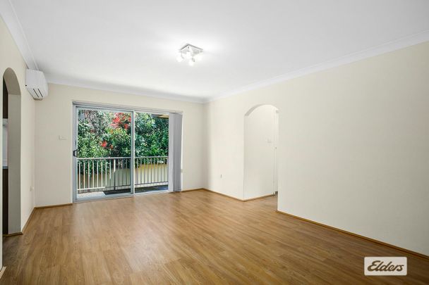 Neat and Tidy 2 Bedroom Unit - Photo 1