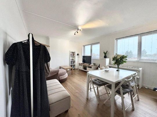 3 bedroom flat to rent - Photo 1