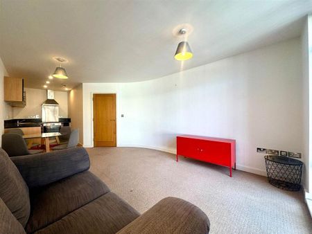 1 bedroom apartment to rent - Photo 2