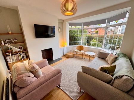 66 Haypark Avenue, Belfast, BT7 3FF - Photo 2