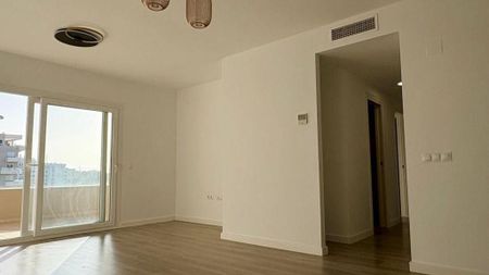 Luxury Apartment for rent in Nueva Andalucia, Spain - Photo 5