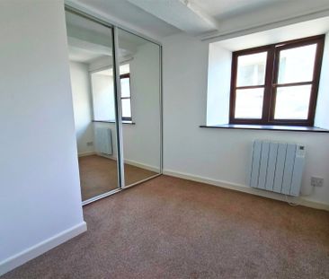 Quay House, Lower Street, Looe, Cornwall, PL13 - Photo 5