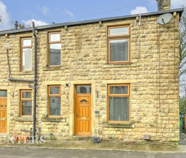 2 bedroom terraced house to rent - Photo 4