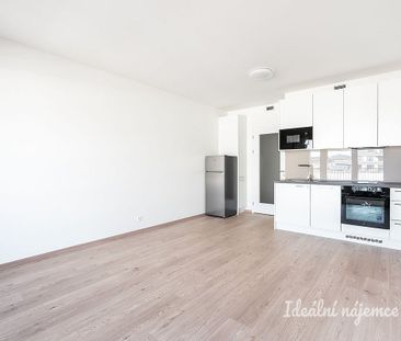 Pronájem bytu 1+kk 32 m² - Photo 2