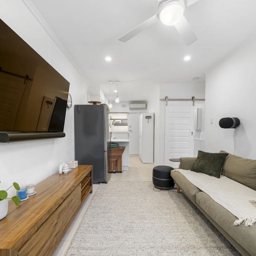 SHORT TERM ACCOMMODATION 3 MONTHS - FULLY FURNISHED - UTILITIES INCLUDED - Photo 1